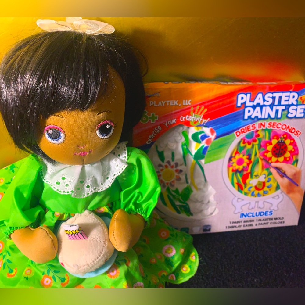 New Adorable and Artsy Collectible Coinstar Doll with Playtek Art Project 🎨🖌️